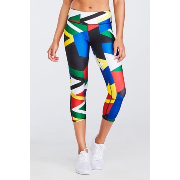 Fabletics Pants - FABLETICS Salar Printed PowerHold Capri Global
